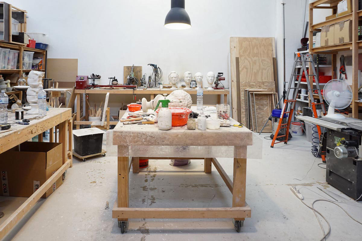 Antonio Guiotto Senza titolo con didascalia